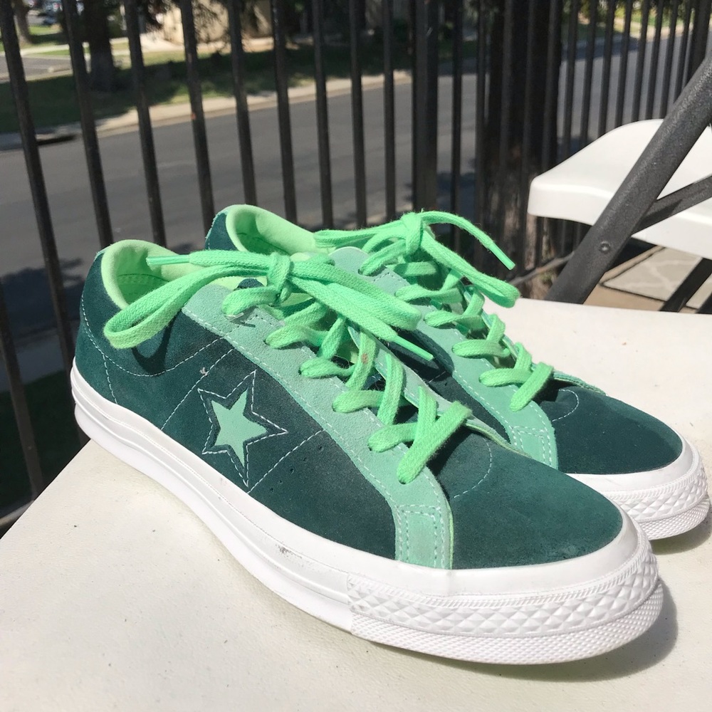 VINTAGE CONVERSE ONE STAR